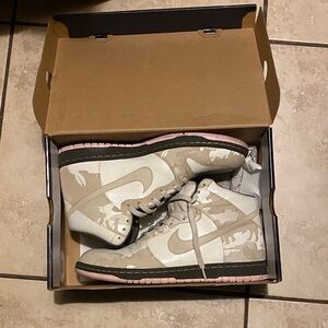 Nike Camouflage High-Top Sneakers - Cream and Pink